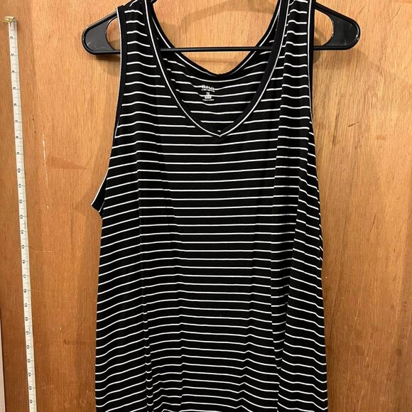 Size 2X - a.n.a. - Black and White Striped Sleeveless Knit Pullover - Picture 1 of 6